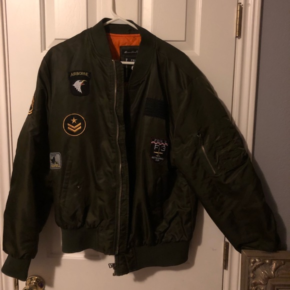 US Airborne Bomber Jacket - Picture 1 of 6